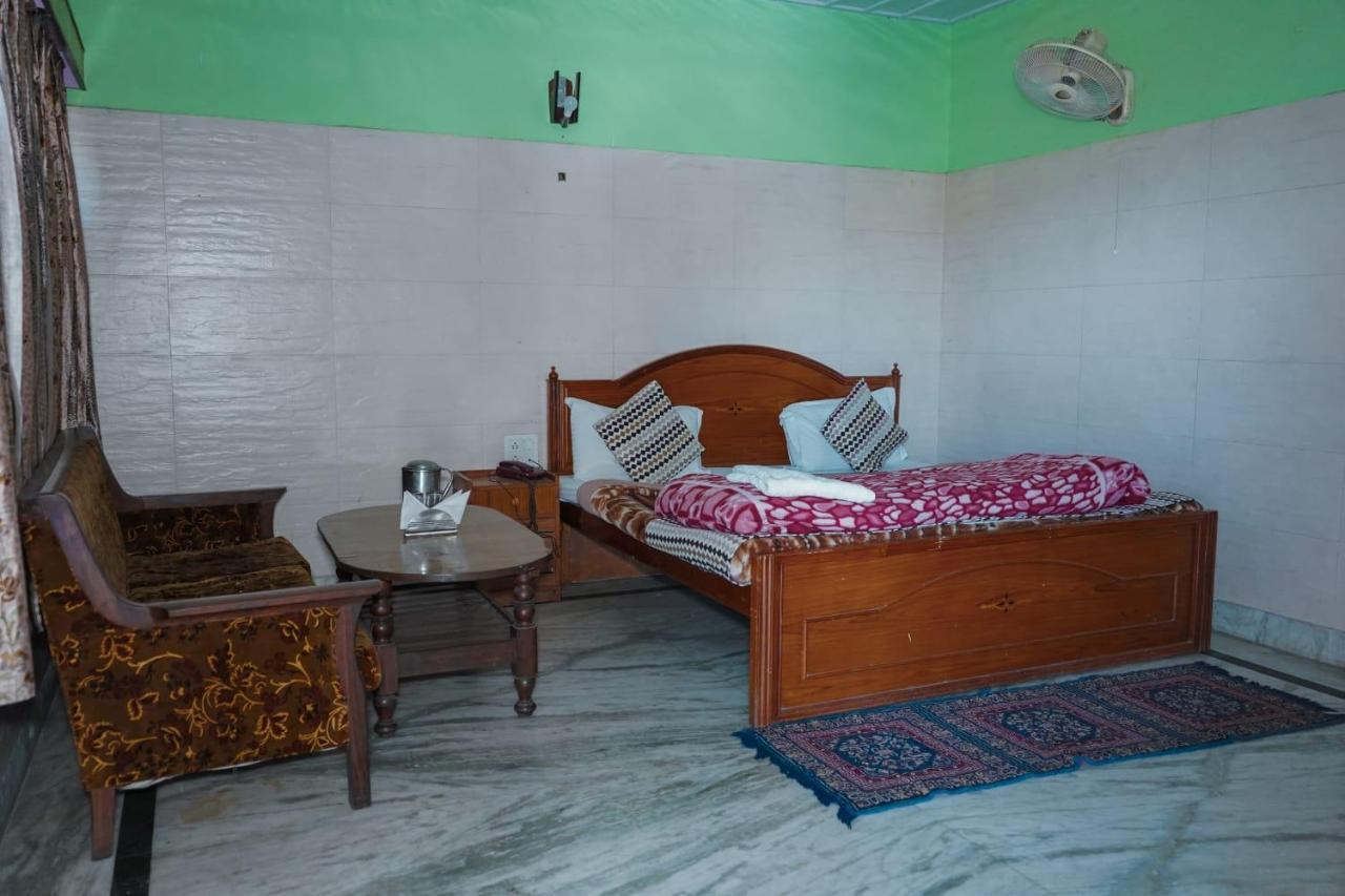 Himalaya Mount View Resort Kausani Eksteriør billede