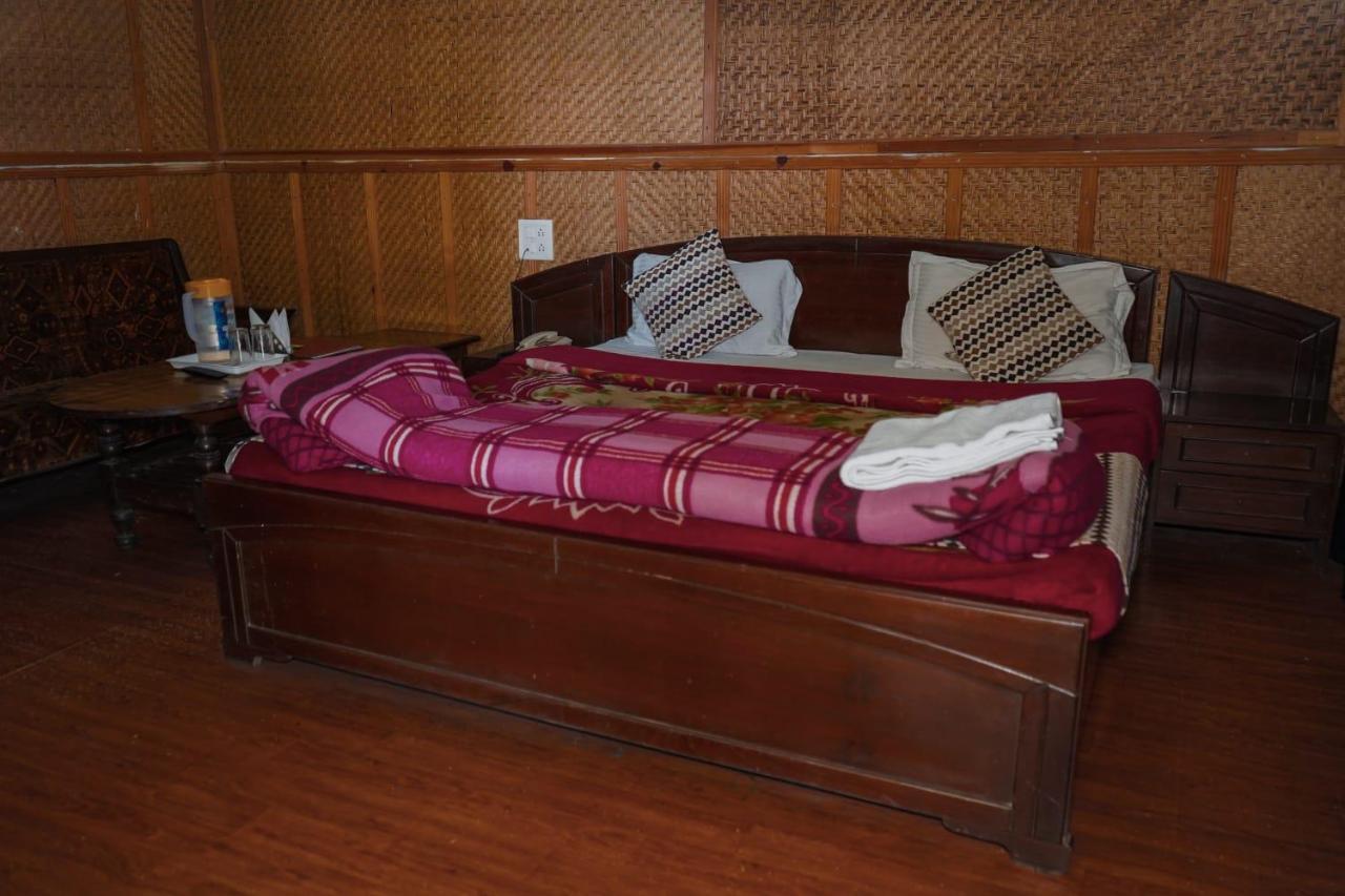 Himalaya Mount View Resort Kausani Eksteriør billede