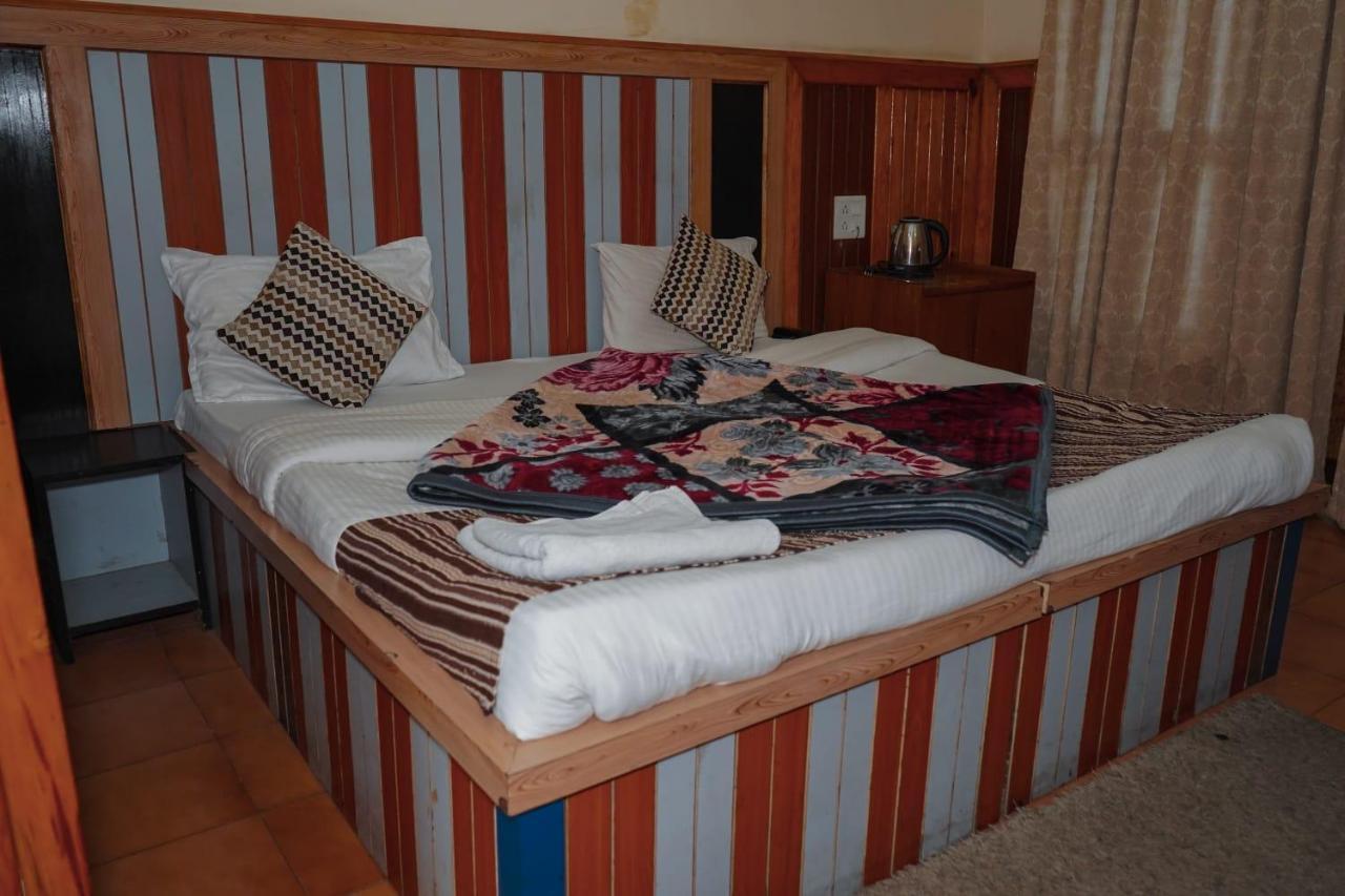 Himalaya Mount View Resort Kausani Eksteriør billede