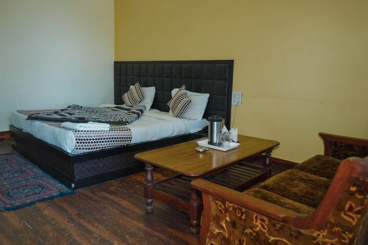 Himalaya Mount View Resort Kausani Eksteriør billede